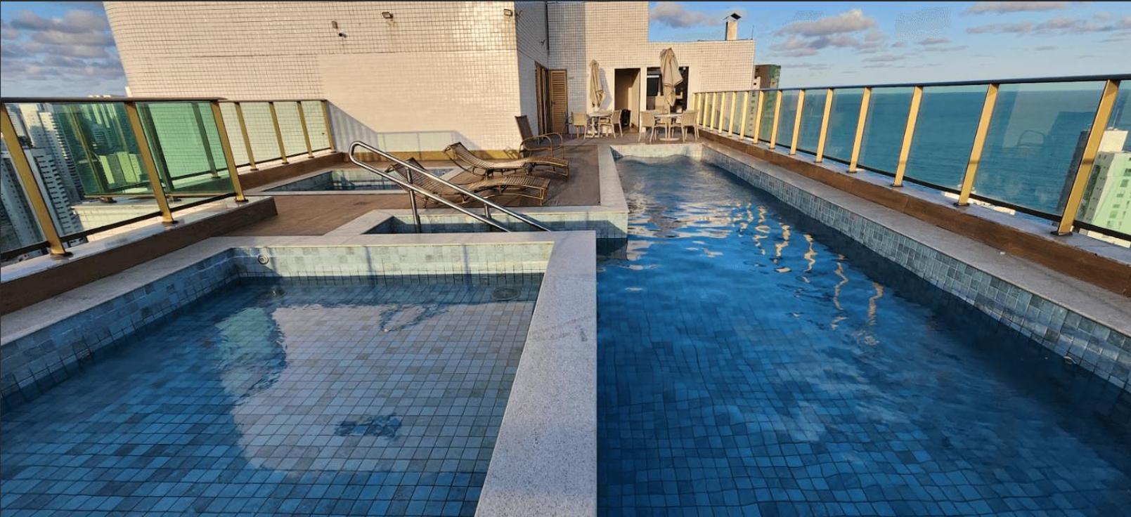 Flat 2 Quartos A 100M Da Praia De Boa Viagem レシフェ エクステリア 写真